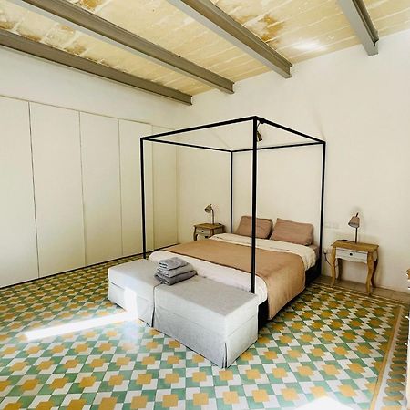 Cozy Charming Apartment In Old Bakery Street La Valette Extérieur photo