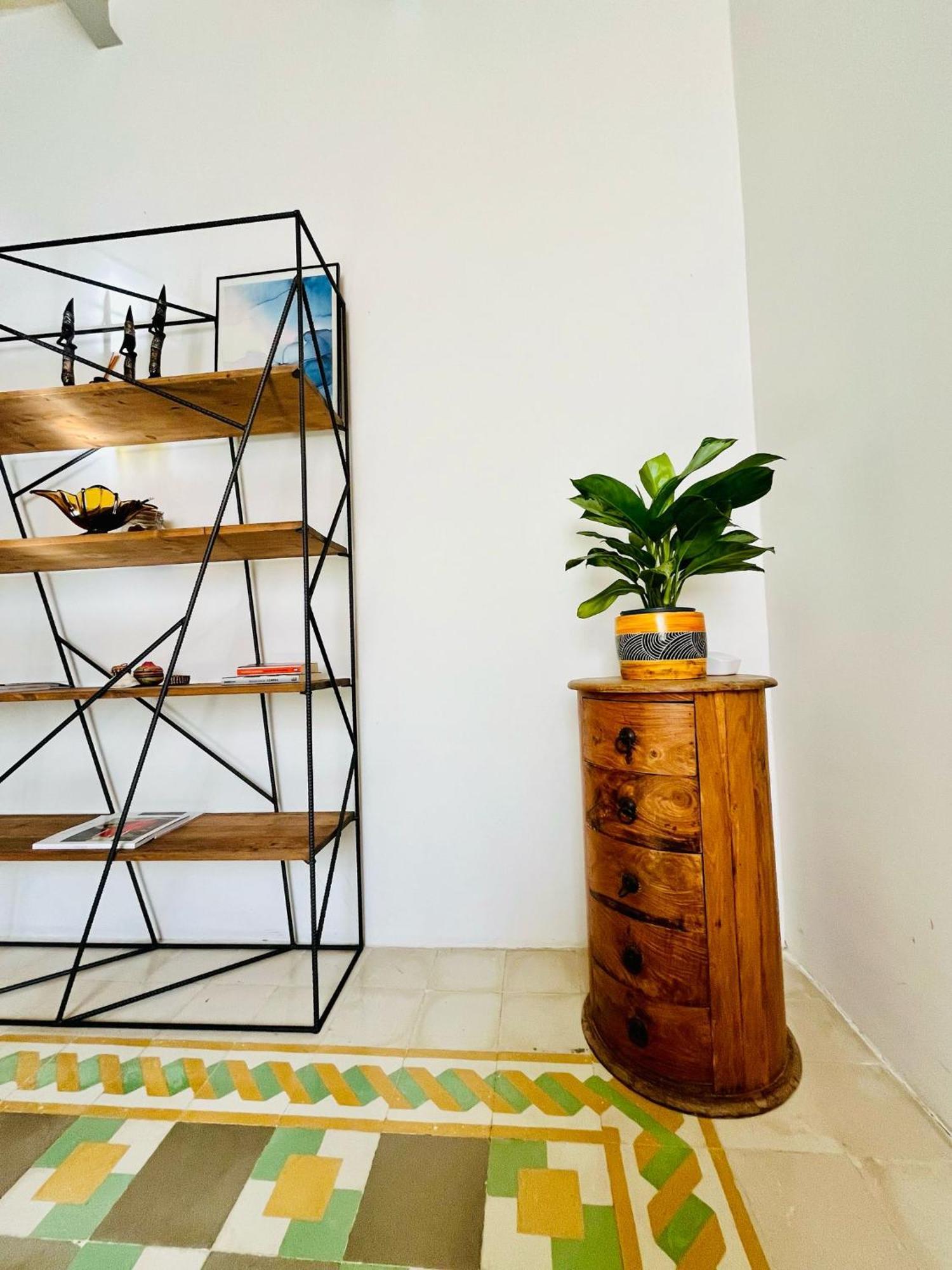 Cozy Charming Apartment In Old Bakery Street La Valette Extérieur photo