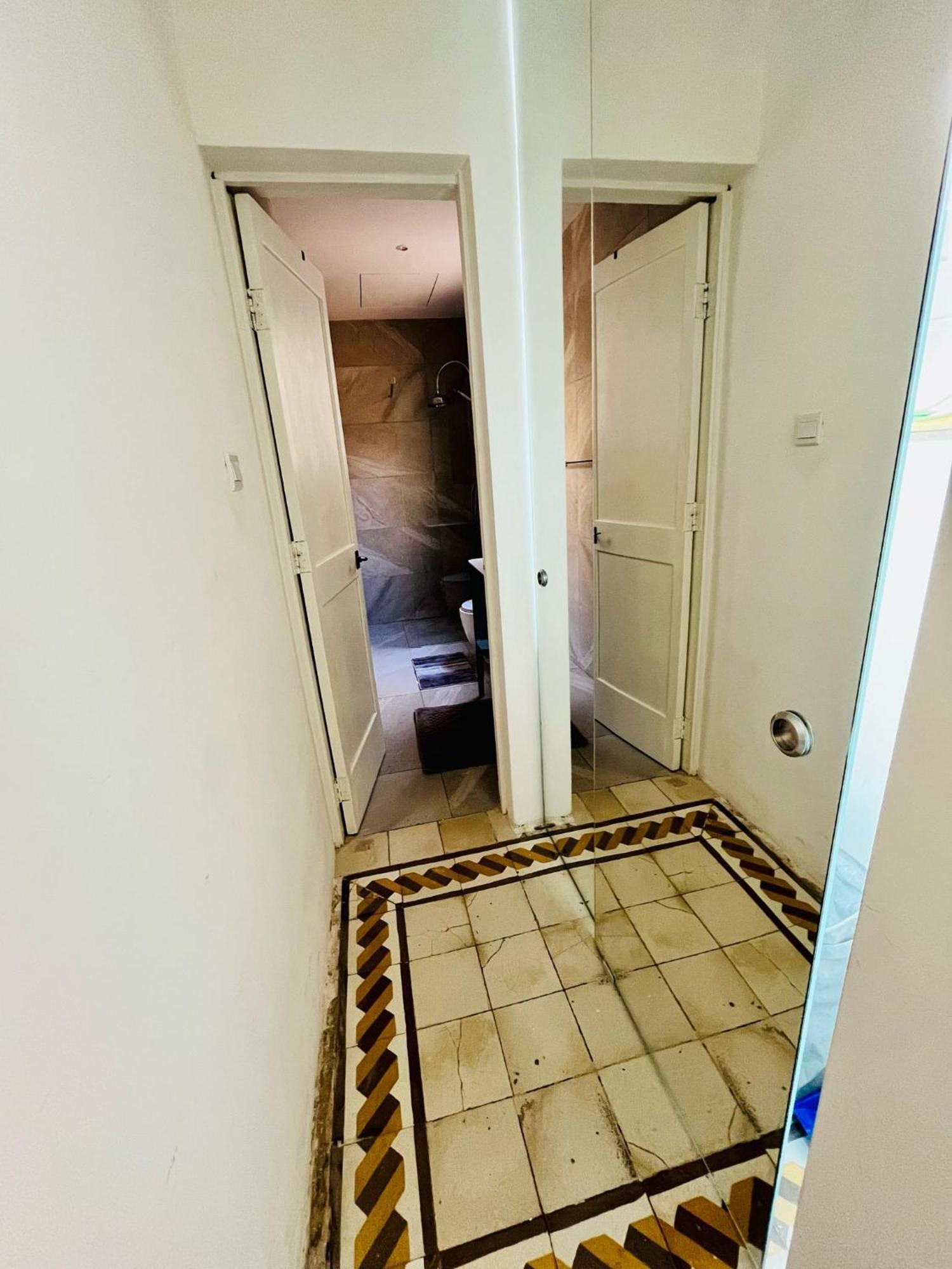Cozy Charming Apartment In Old Bakery Street La Valette Extérieur photo